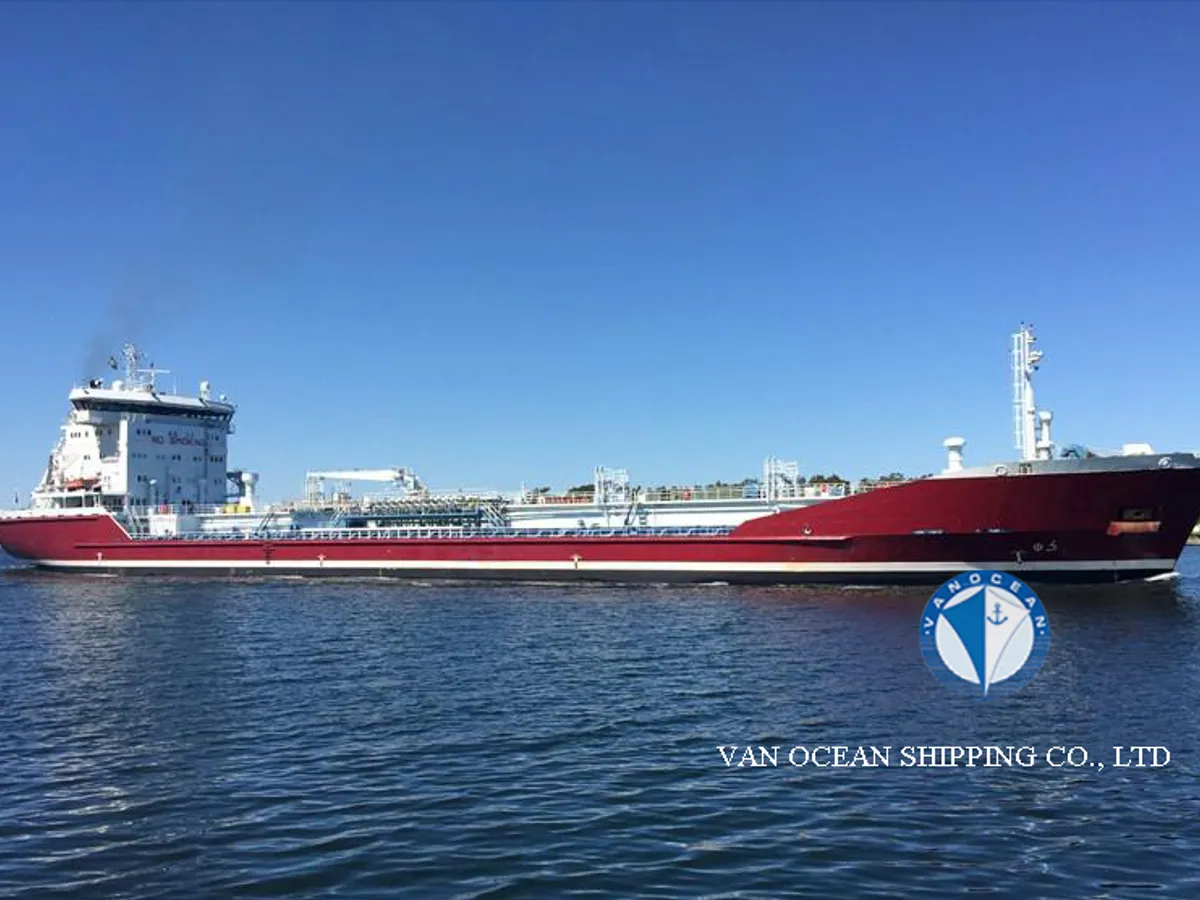 Pétrolier / chimiquier à vendre