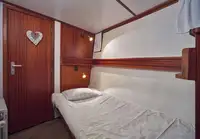 Hôtel flottant à vendre