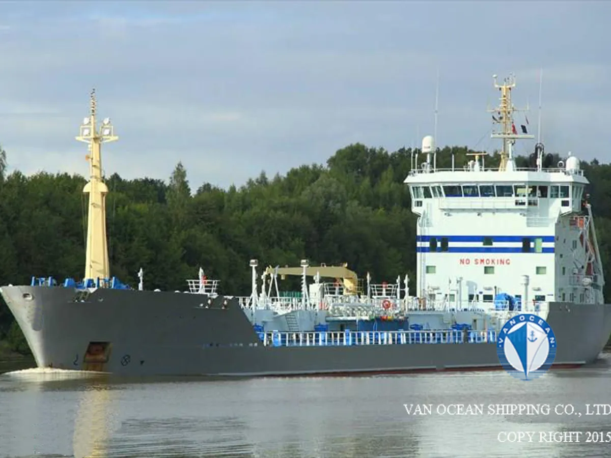 Pétrolier / chimiquier à vendre