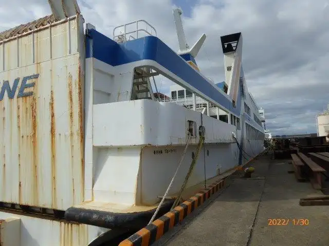 Navire-ferry à vendre