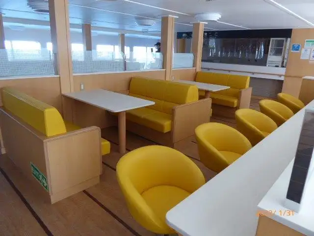 Navire-ferry à vendre