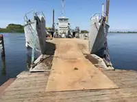 Navire de débarquement, citerne à vendre