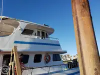Navire-ferry à vendre