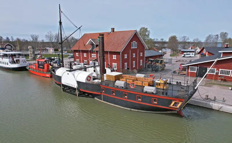 Navire-ferry à vendre