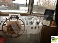 Navire d'arpentage à vendre