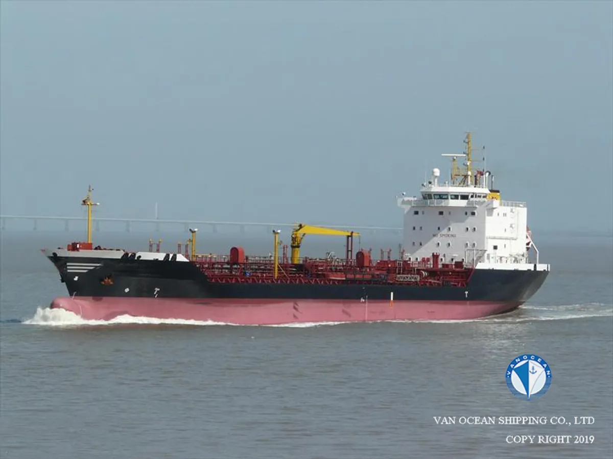 Pétrolier / chimiquier à vendre