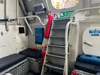 Bateau de transport d'équipage à vendre