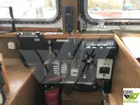 Navire d'arpentage à vendre