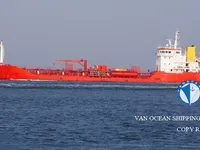 Pétrolier / chimiquier à vendre