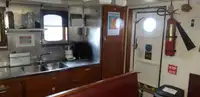Bateau patrouilleur à vendre