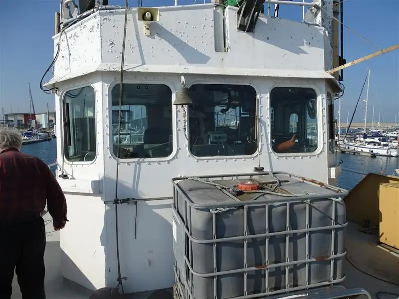 Bateaux de travail à vendre