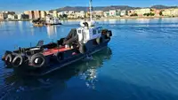 Bateaux de travail à vendre