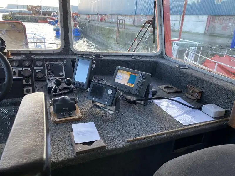Bateau de transport d'équipage à vendre