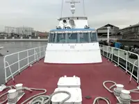 Bateau patrouilleur à vendre