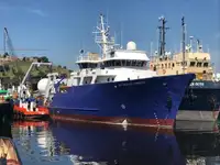 Navire de recherche à vendre