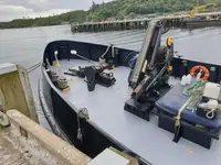 Bateaux de travail à vendre