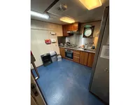 Navire d'approvisionnement à vendre