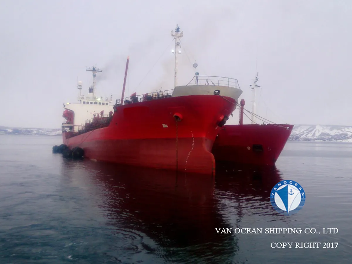 Pétrolier / chimiquier à vendre