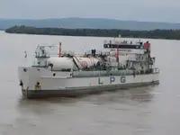 Navire transporteur de GNL à vendre