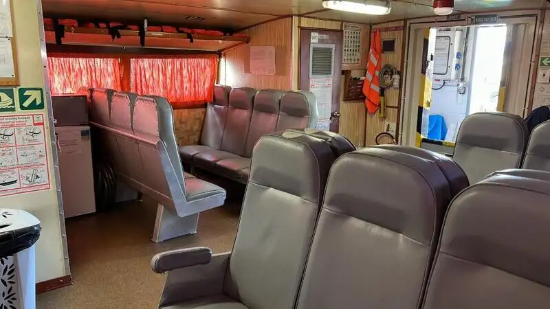 Bateau de transport d'équipage à vendre