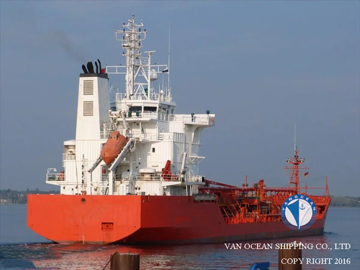 Pétrolier / chimiquier à vendre