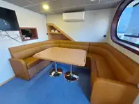 Bateaux de travail à vendre