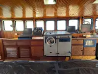 Chalutier à vendre