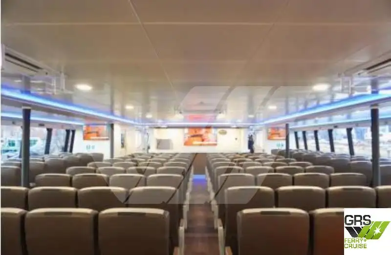 Navire de passagers à vendre