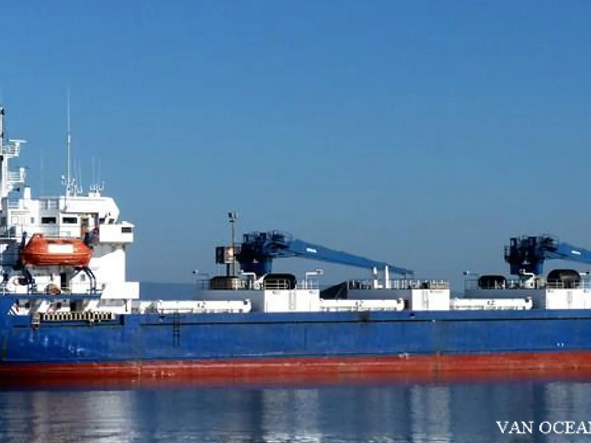 Navire frigorifique à vendre