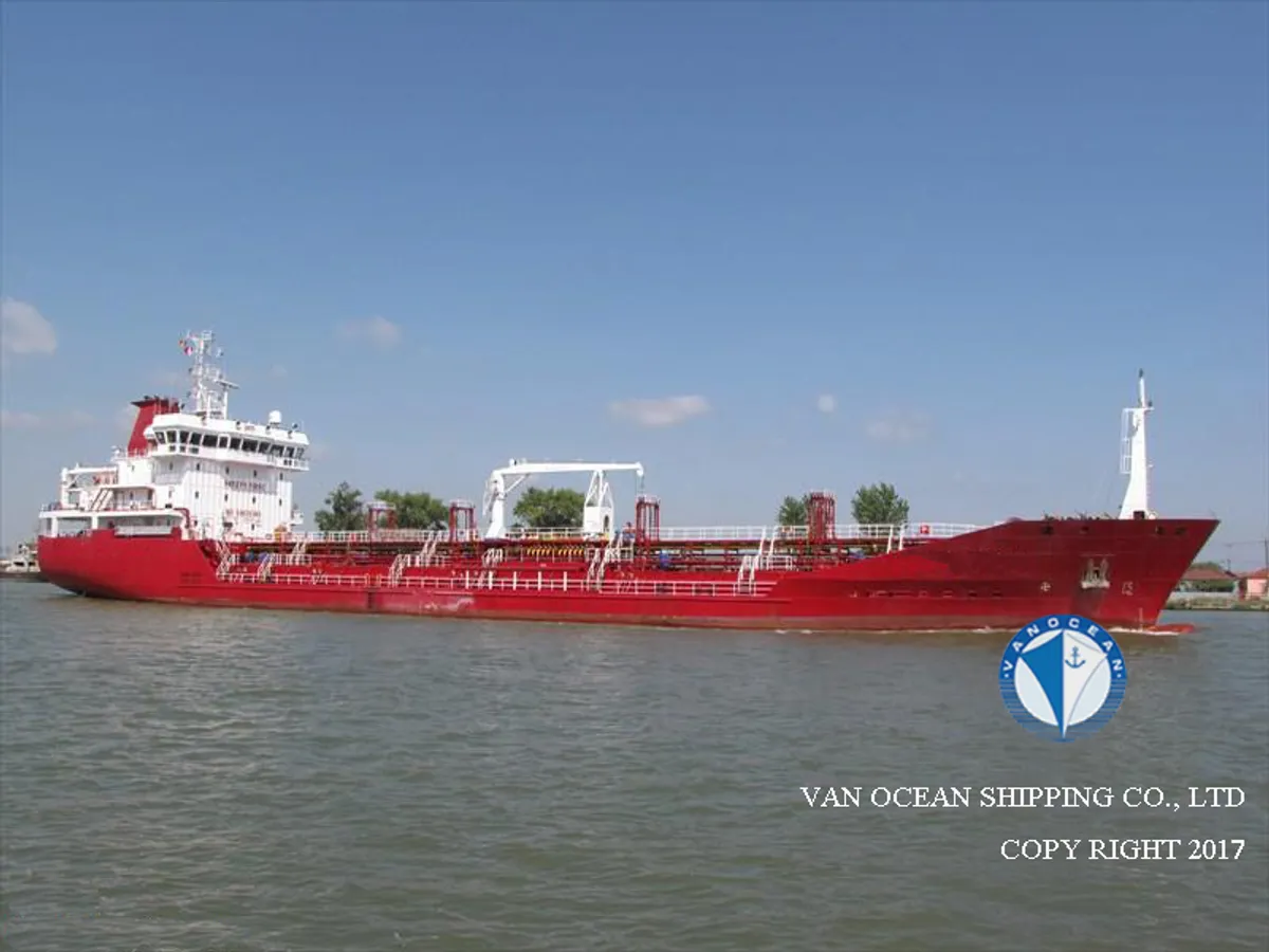 Pétrolier / chimiquier à vendre