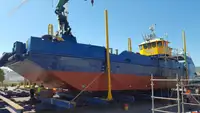 Bateaux de travail à vendre