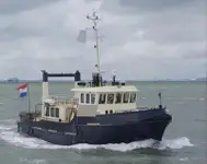 Bateau patrouilleur à vendre