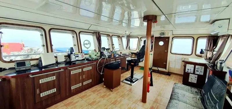 Navire de débarquement, citerne à vendre