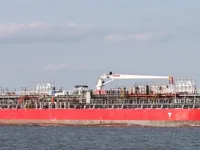 Pétrolier / chimiquier à vendre