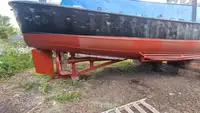 Bateaux de travail à vendre