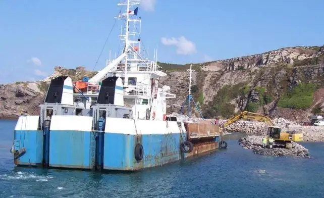 Drague à vendre
