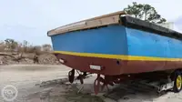 Bateau patrouilleur à vendre