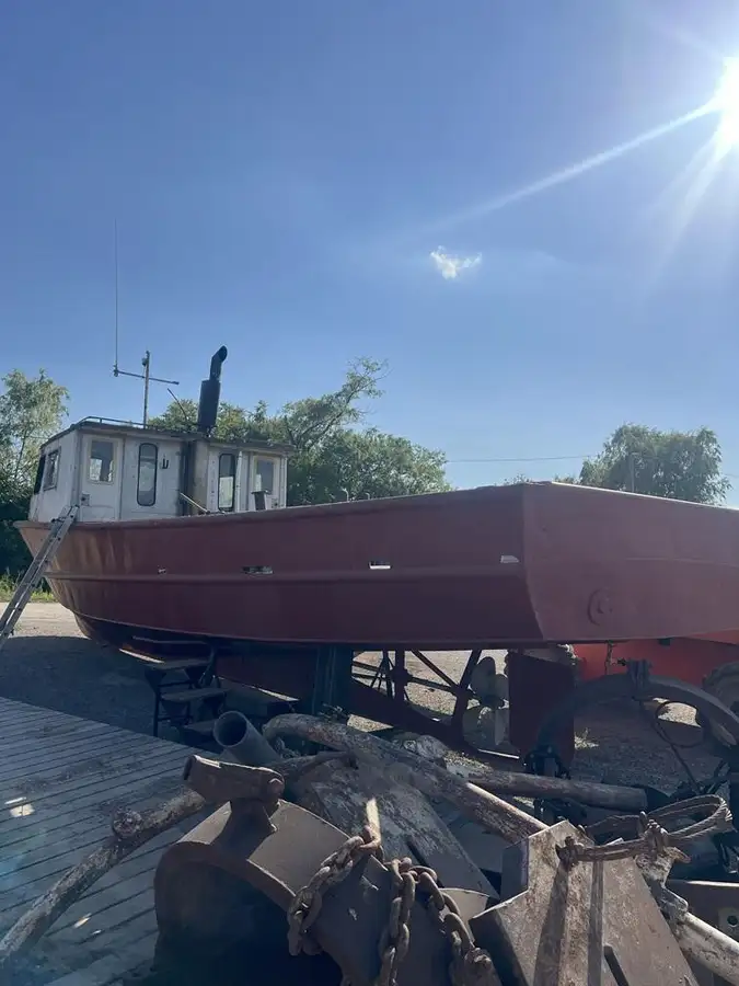 Bateaux de travail à vendre