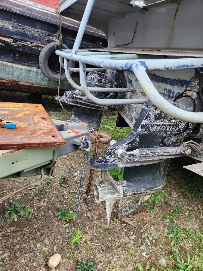 Bateaux de travail à vendre