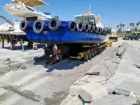 Bateaux de travail à vendre