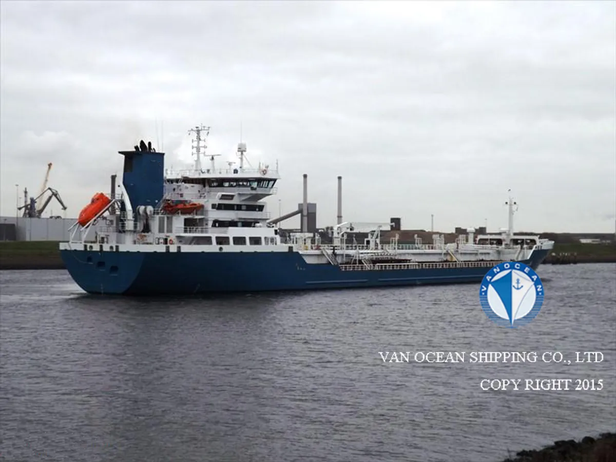 Pétrolier / chimiquier à vendre