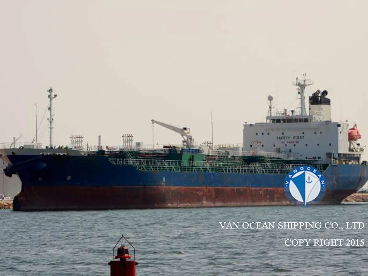 Pétrolier / chimiquier à vendre