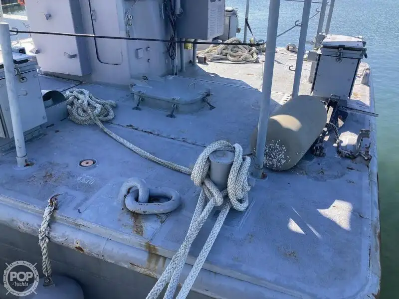 Navire de débarquement, citerne à vendre