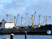 Navire frigorifique à vendre