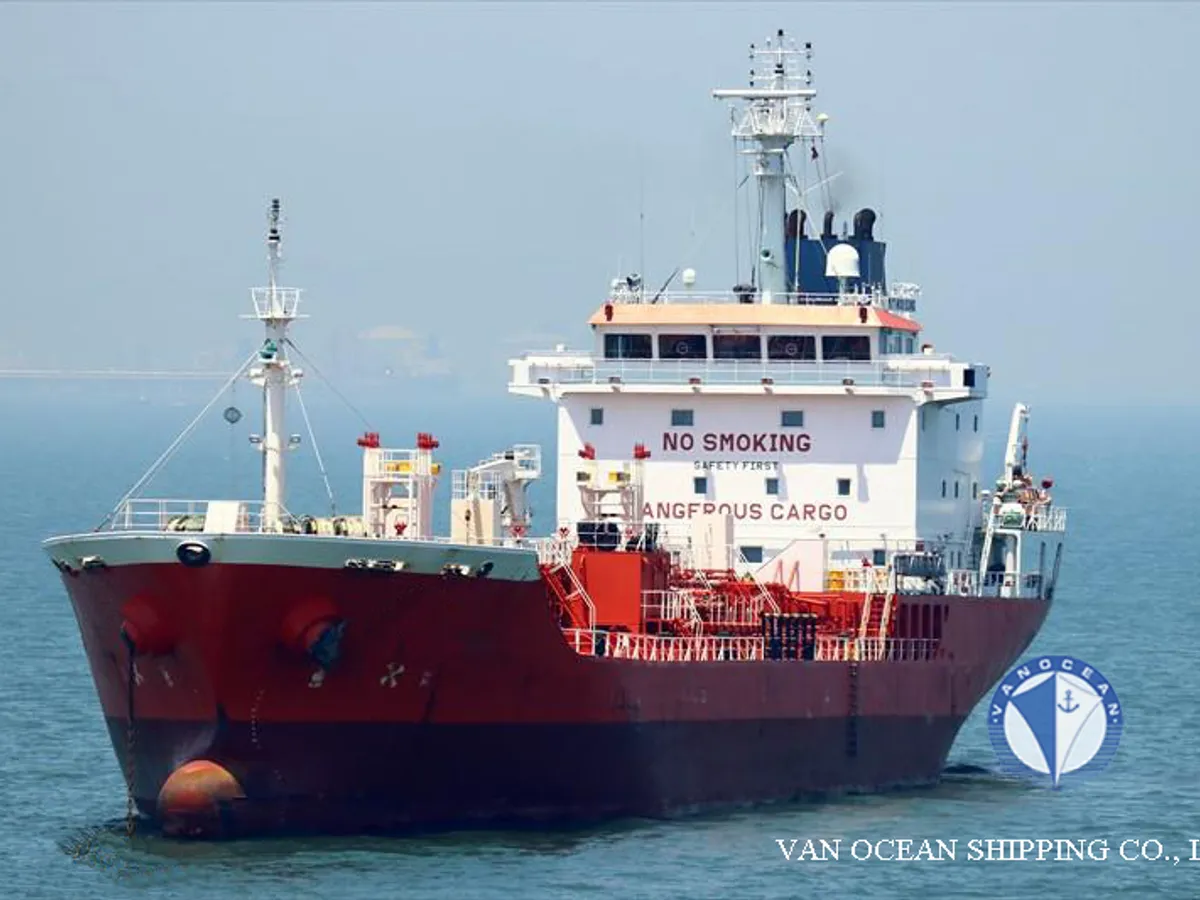 Pétrolier / chimiquier à vendre