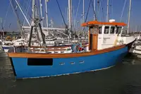 Bateaux de travail à vendre
