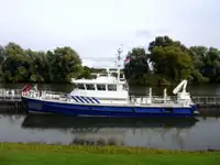 Bateau patrouilleur à vendre