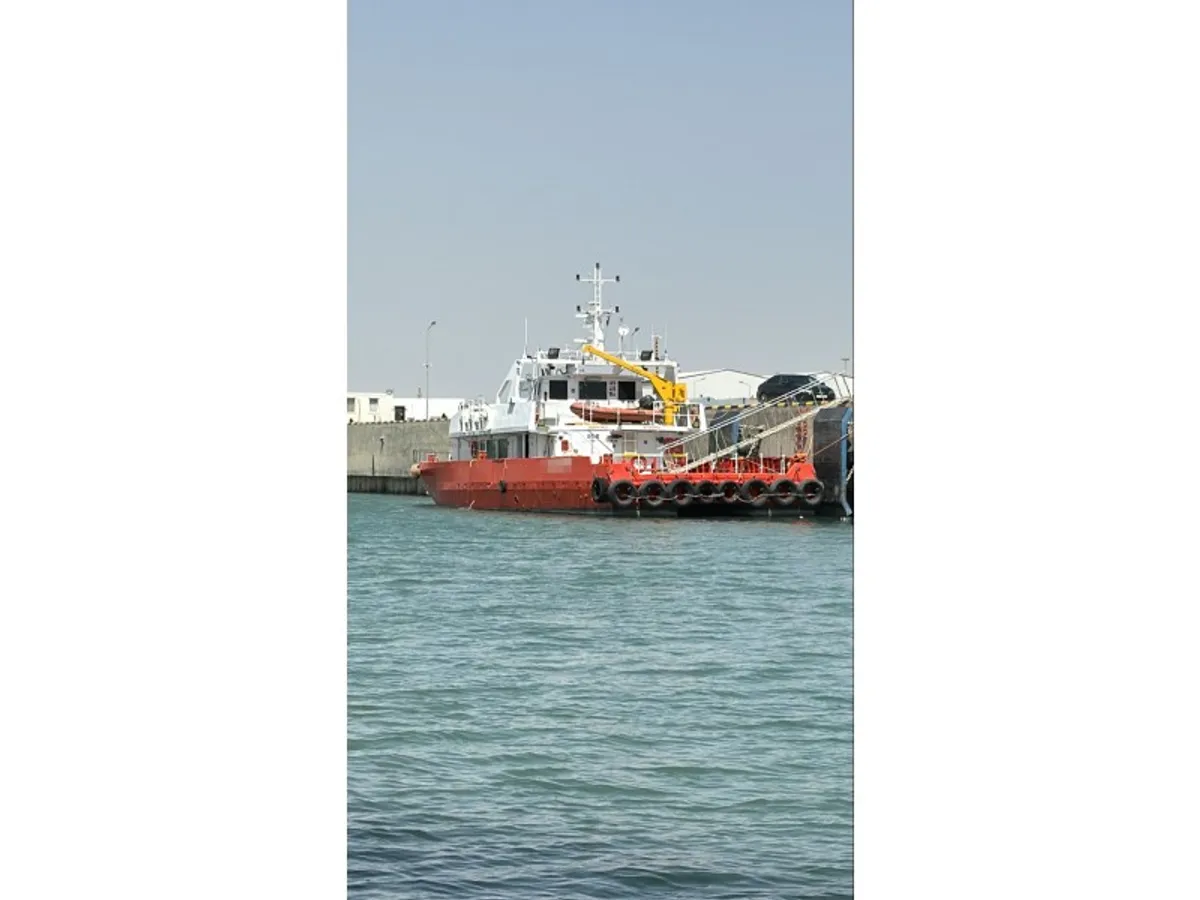 Bateau de transport d'équipage à vendre