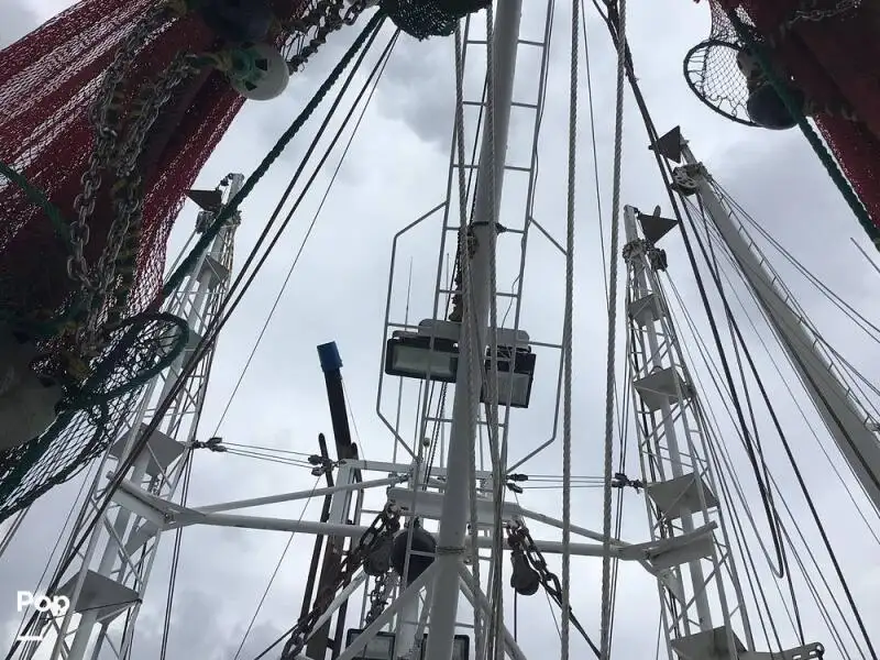 Chalutier à vendre