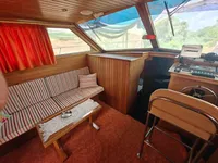 Bateaux de travail à vendre